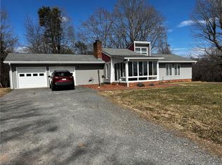 125 Edwards Farm Ln, Dobson, NC 27017