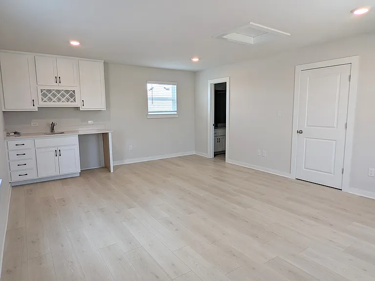 346 Garner Dr #B — Photo 5