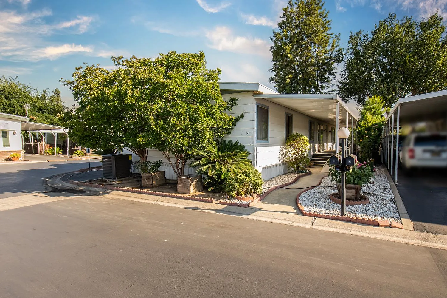2706 W Ashlan Ave Space 97 photo 1
