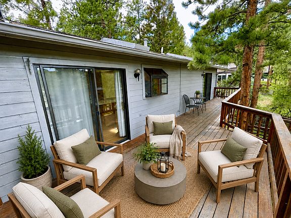 Upper level deck