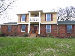 3649 Wood Bridge Dr, Nashville, TN 37217