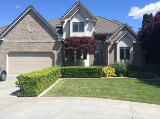 15303 S Grandview Ln, Kennewick, WA 99338
