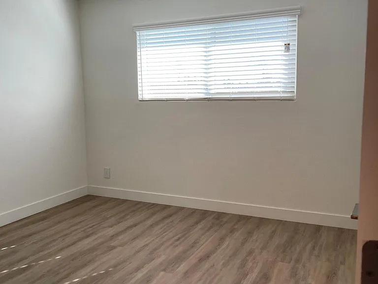 *Floor plans are digital renderings. All dimensions are approximate. Actual product and specifications may vary in dimension or detail. Not all features are available in every apartment.
