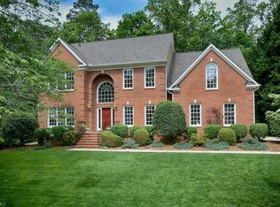 3305 Farm Lake St, Jamestown, NC 27282