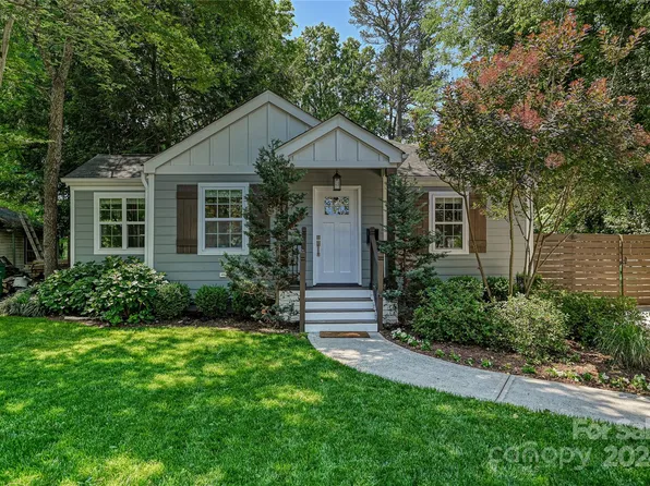 1114 Brookhurst Dr, Charlotte, NC 28205