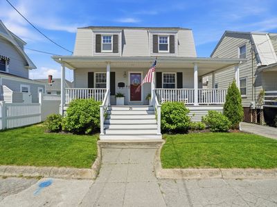 26 Manomet Ave, Hull, MA, 02045