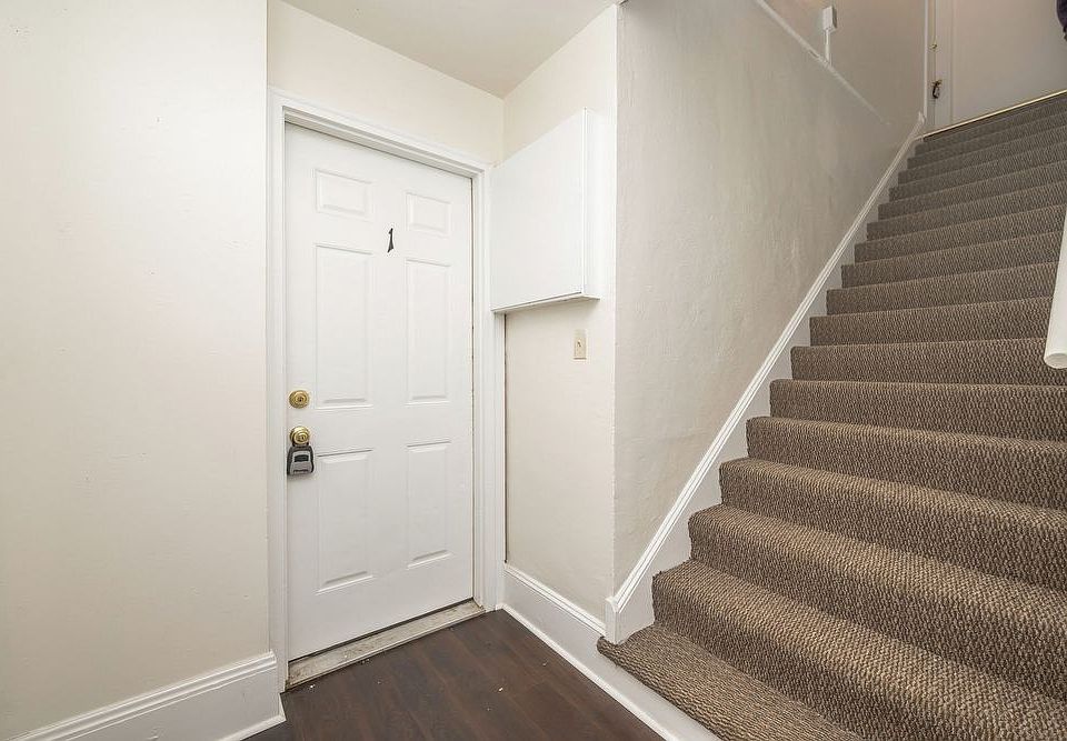 1st image of 3211 Bapaume Ave #0