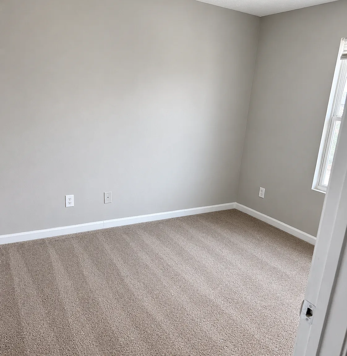 3 bed, 2.0 bath, 1292 sqft, $1,600 — Photo 4