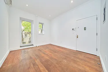 Rented by Living New York