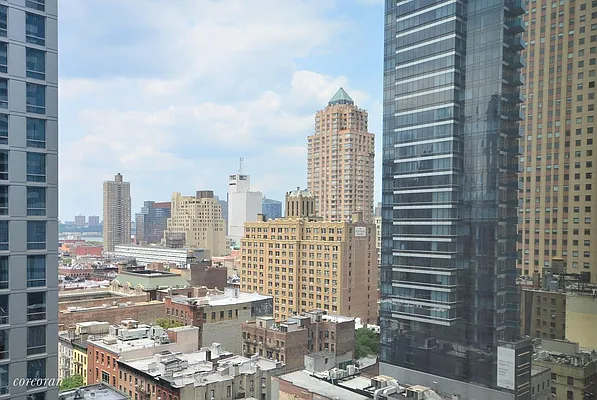 Sold by Corcoran | media 6