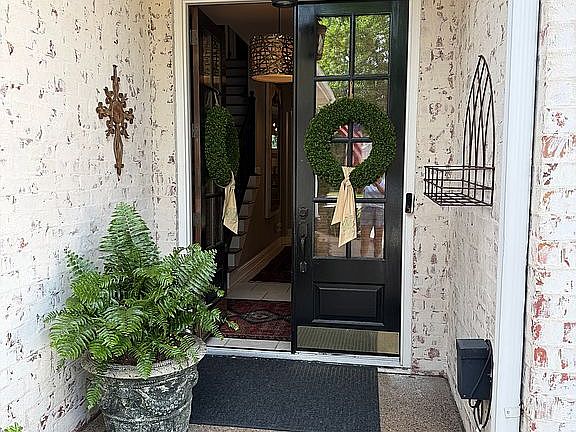 3rd image of 3661 W Taplow Way