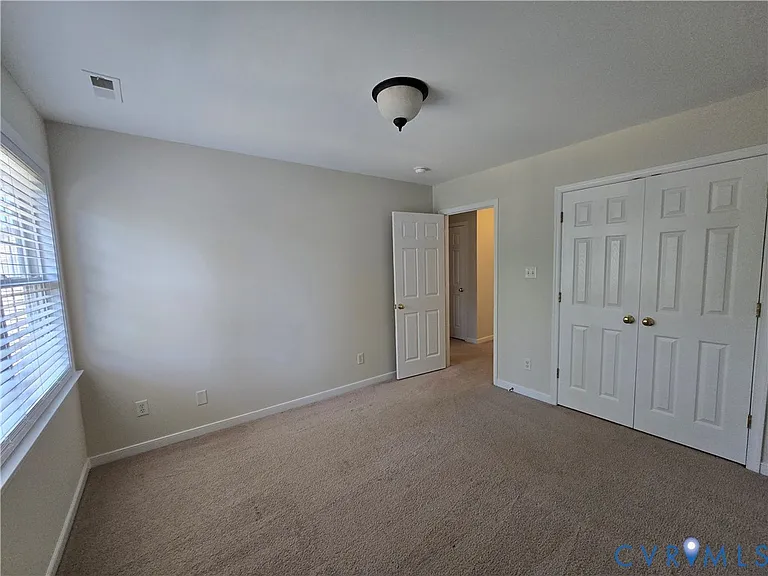 9521 Pine Trails Ct — Photo 18