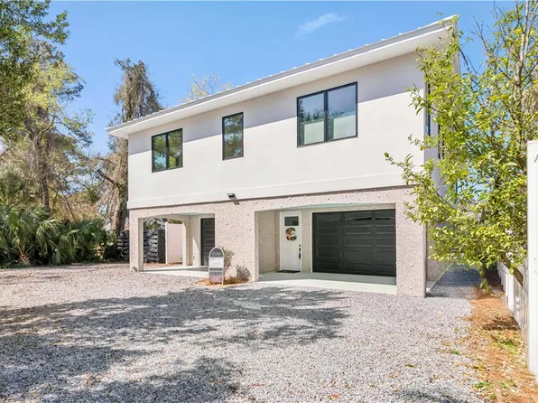 669 Arnold Rd, Saint Simons Island, GA 31522