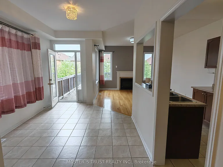 15 Big Hill Cres — Photo 5