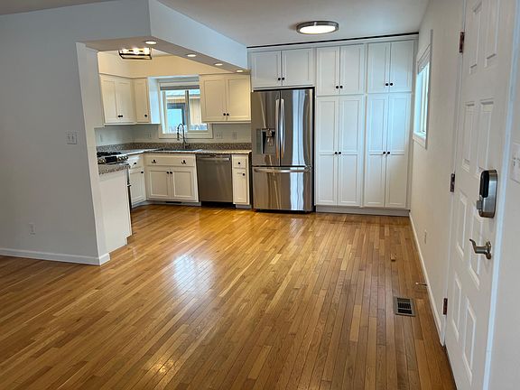 Kitchen and dining area.