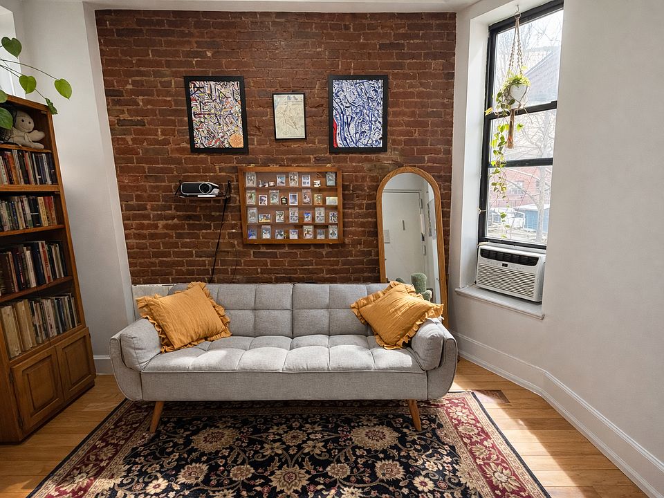 1st image of 12 W 104th St APT 1E