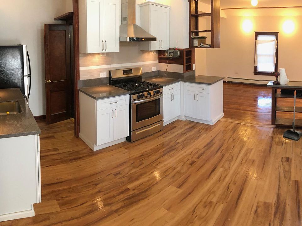 1st image of 34 Van Nostrand Ave