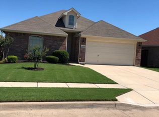 2048 Matador Ranch Rd, Fort Worth, TX 76134