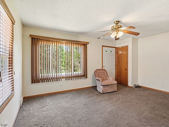 4th image of 744 Utica Ave