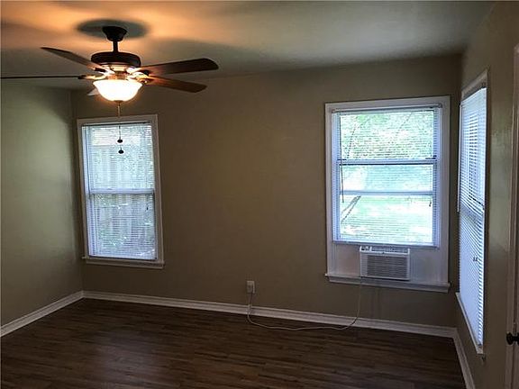 4th image of 3442 Linda Dr
