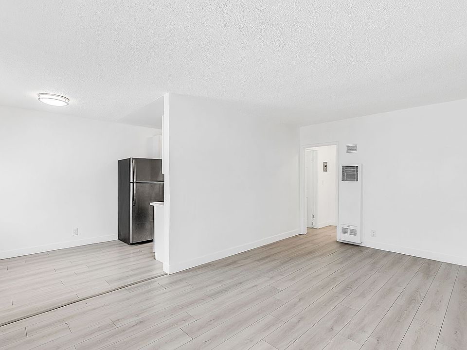 1st image of 3324 Drew St APT 1