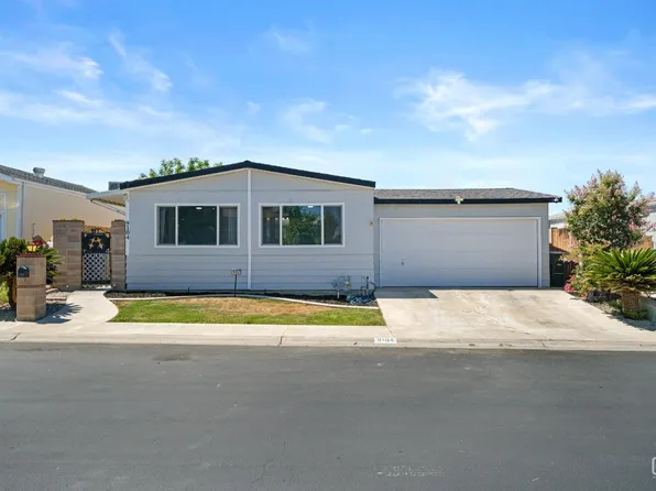 9104 Eastwind Cir, Bakersfield, CA 93306