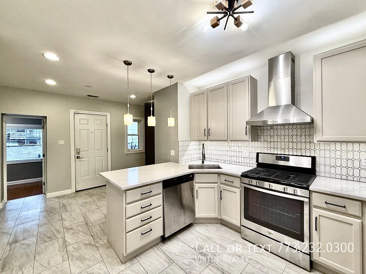 3 bed, 1400 sqft, $3,300 — Photo 2