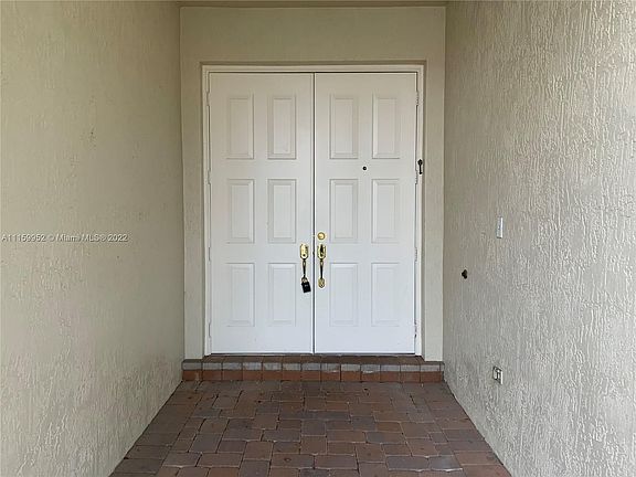 4th image of 7850 NE Monarch Ct #7850