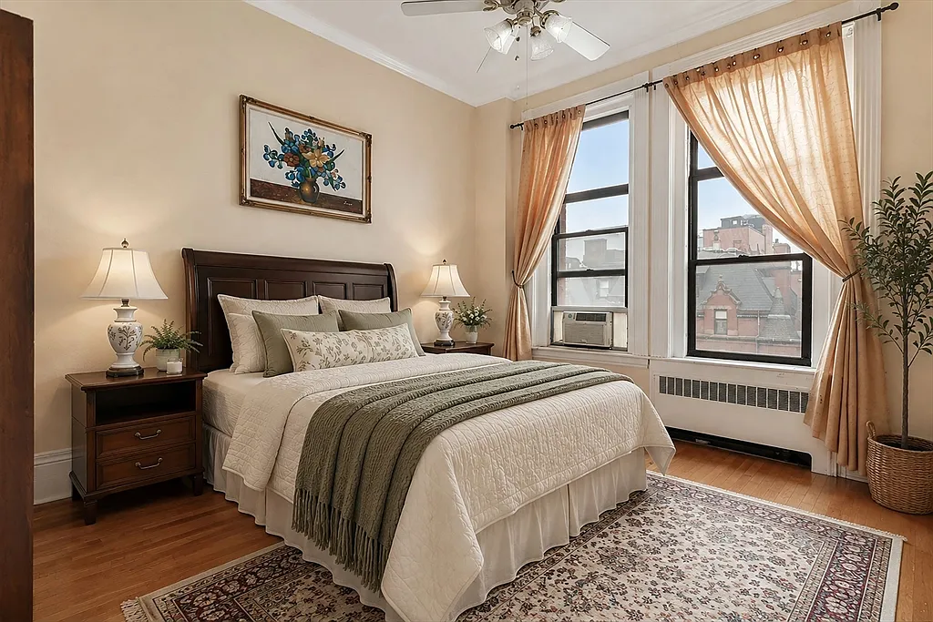 1 bed, 1.0 bath, 577 sqft, $5,250 — Photo 2