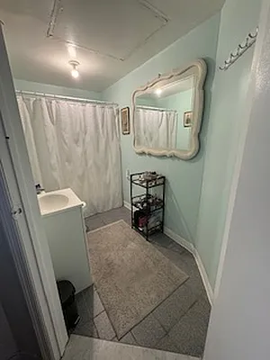 Rented by Nooklyn NYC LLC | media 6