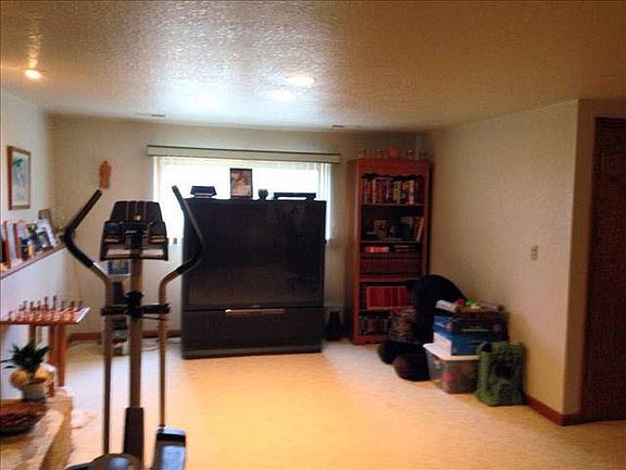 3rd image of 5596 Judy Ct