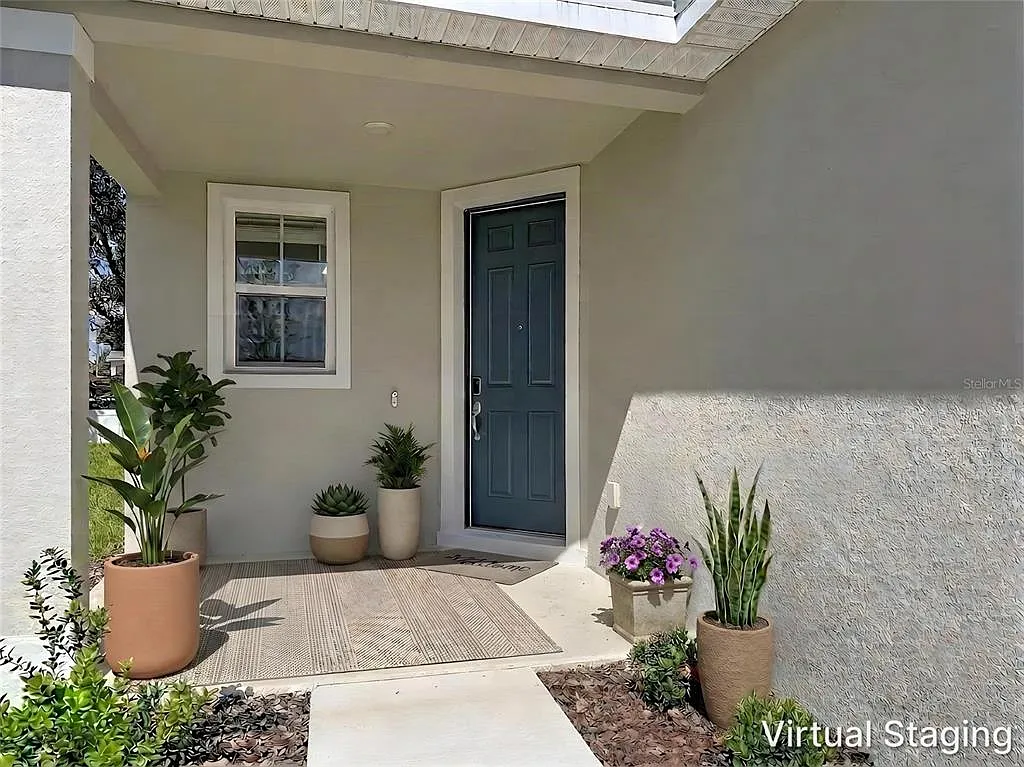 4 bed, 3.0 bath, 2170 sqft, $2,600 — Photo 4