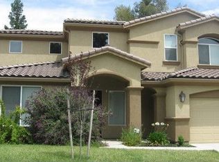 16 Zorba Ct, Sacramento, CA