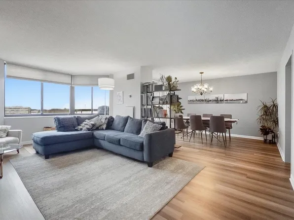 730 Harmon Cove Tower image 1 of 46