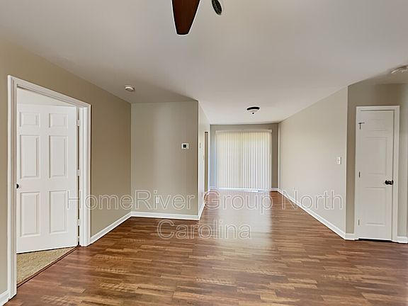 3rd image of 2006 A Lynette Dr