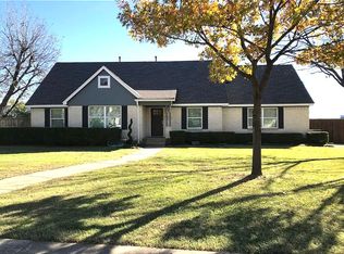 12106 Ridgefair Pl, Farmers Branch, TX 75234