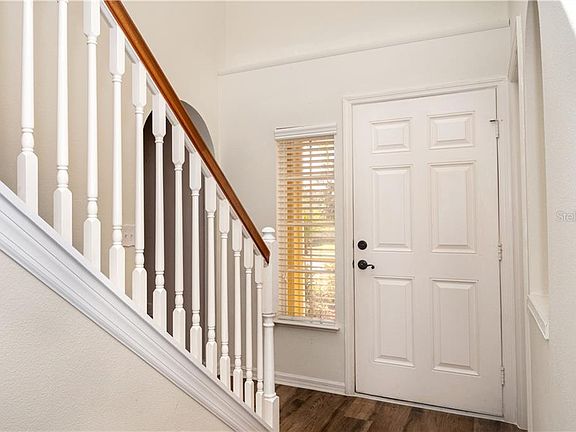 5th image of 436 Hammerstone Ave