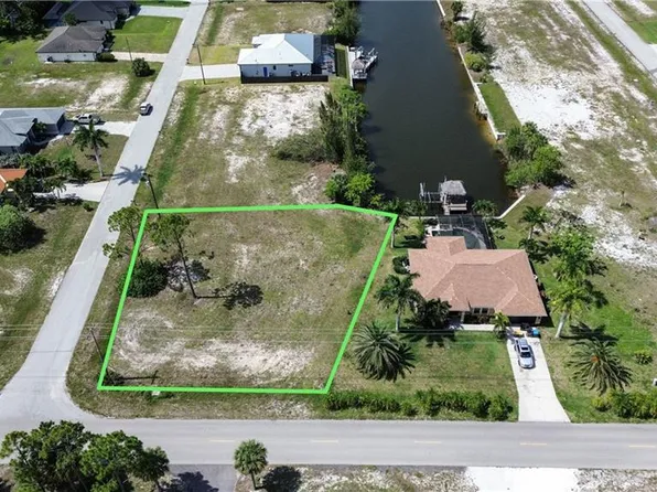 3400 Kismet PKWY W, CAPE CORAL, FL 33993