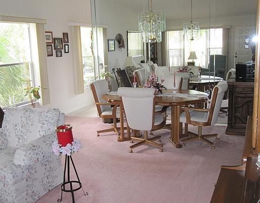 3rd image of 2223 Philippine Dr APT 39