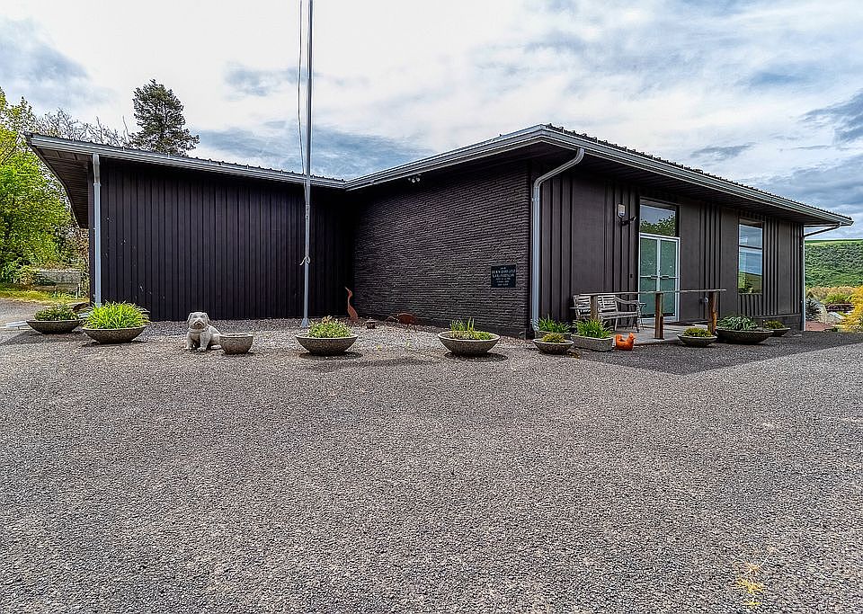 Front of Lodge