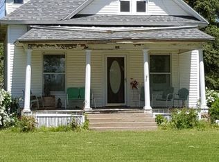 914 6th St, Fullerton, NE 68638