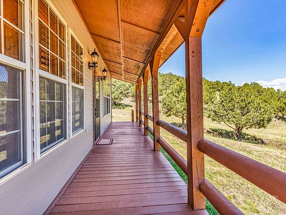 2nd image of 220 Rhonda Rd