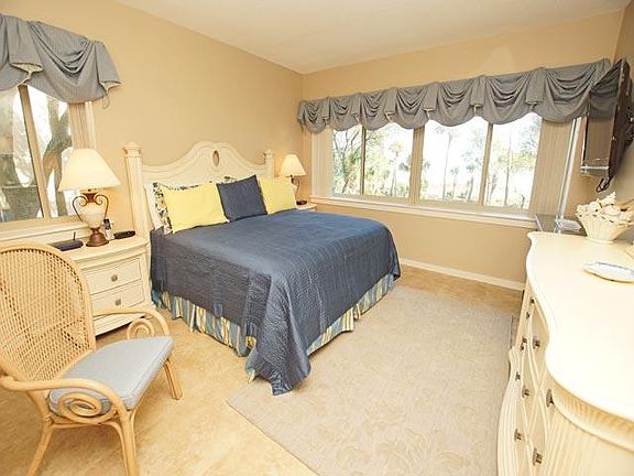 5th image of 21 Ocean Ln APT 460