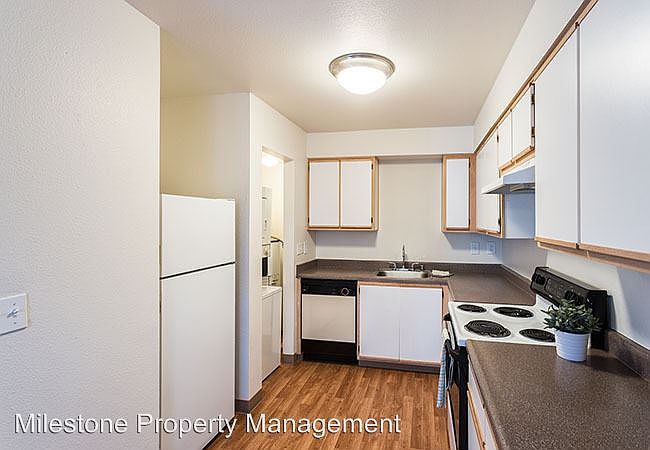 1st image of 1473 N Goerig St APT 22