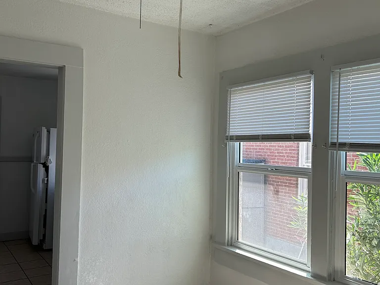 2805 Louisville Ave — Photo 9