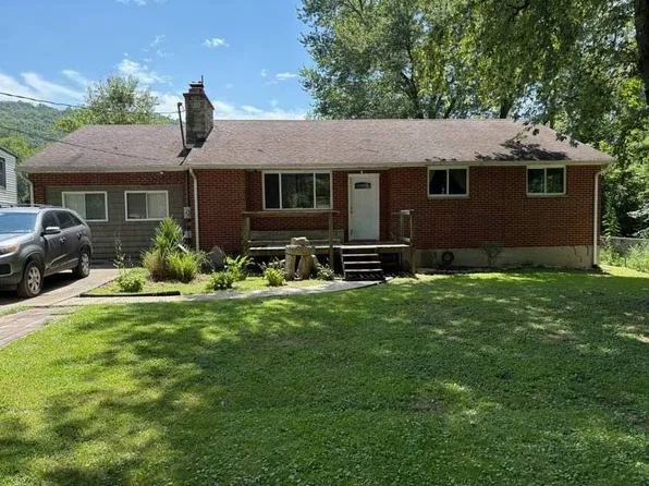 3710 Crede Dr, Charleston, WV 25302