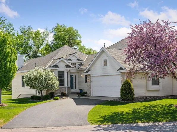 16170 Crystal Hills Dr, Lakeville, MN 55044