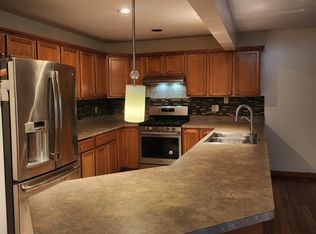 10067 Adams St, Crown Point, IN 46307