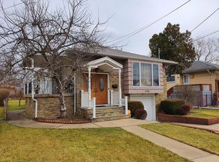 200 Nassau Blvd, New Hyde Park, NY 11040