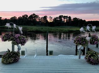 10 Pumpshire Rd, Toms River, NJ 08753